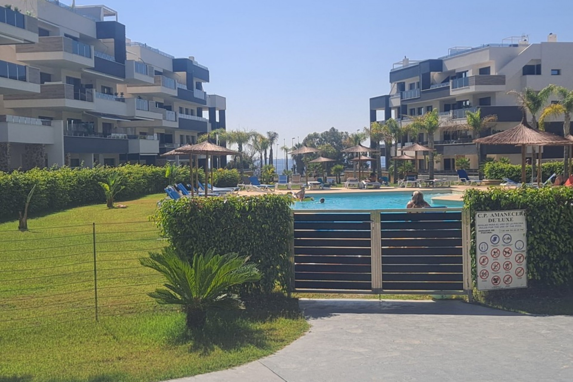 Reventa - Apartment -
Playa Flamenca - Costa Blanca