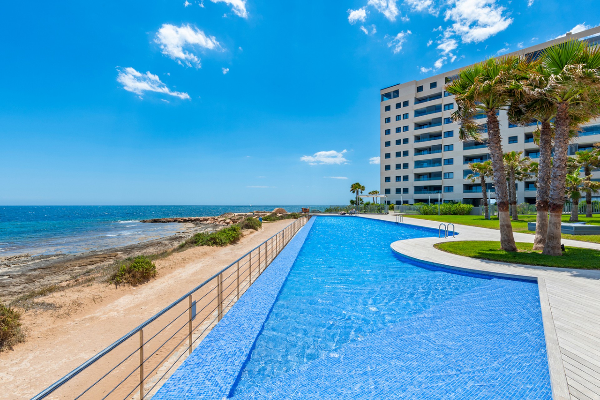 Reventa - Apartment -
Punta Prima - Costa Blanca