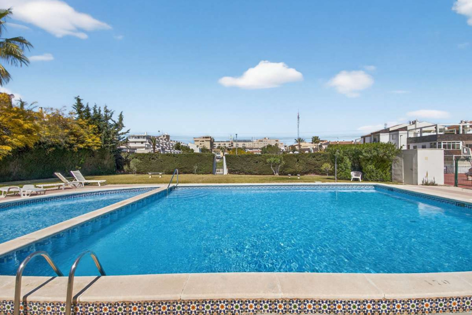 Reventa - Apartment -
Punta Prima - Costa Blanca