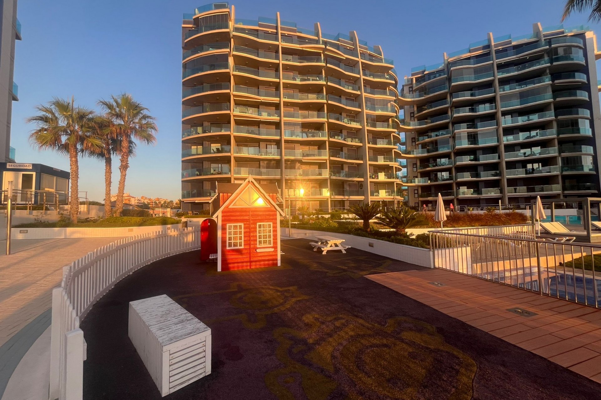 Reventa - Apartment -
Punta Prima - Costa Blanca