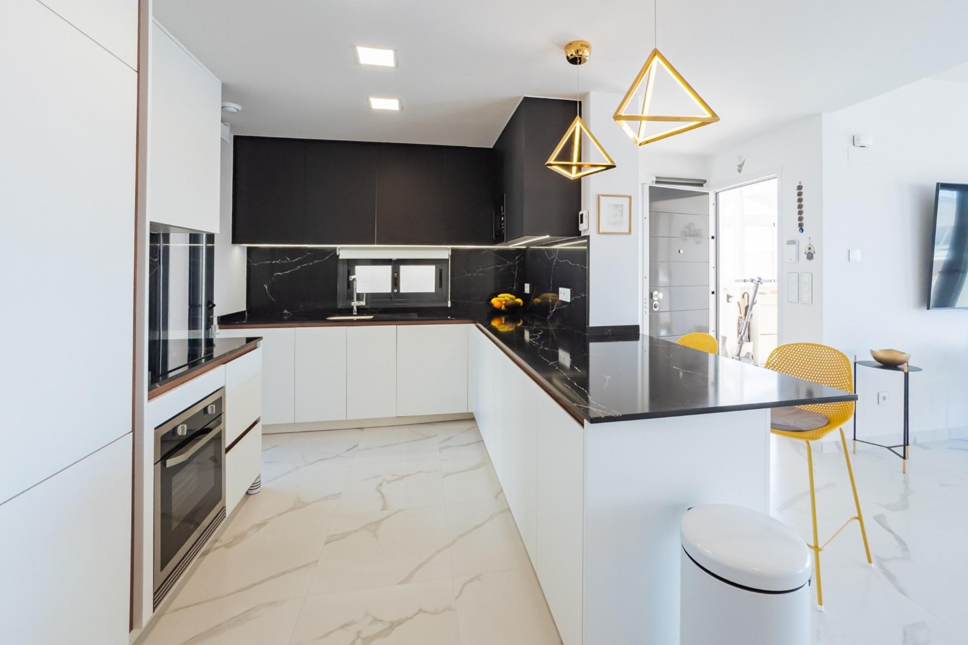 Reventa - Apartment -
San Miguel de Salinas - Bellavista