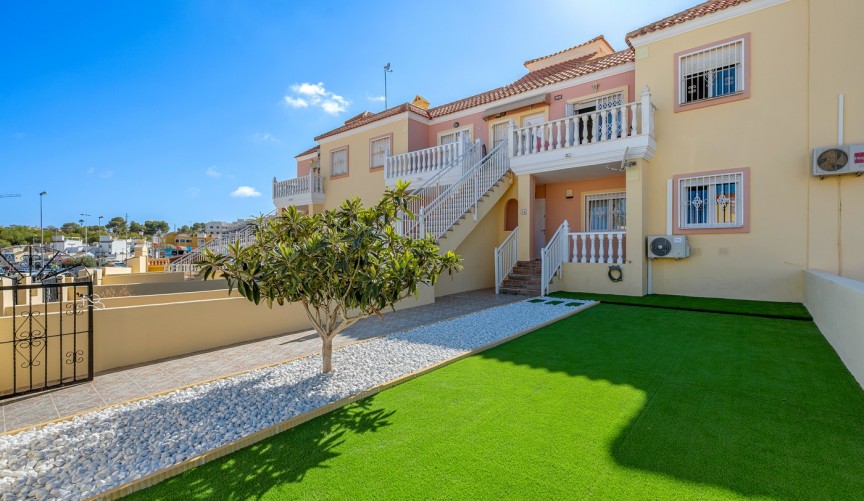 Reventa - Apartment -
San Miguel de Salinas - Inland