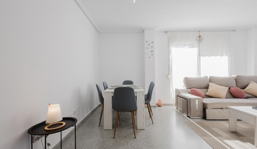 Reventa - Apartment -
San Miguel de Salinas - Inland