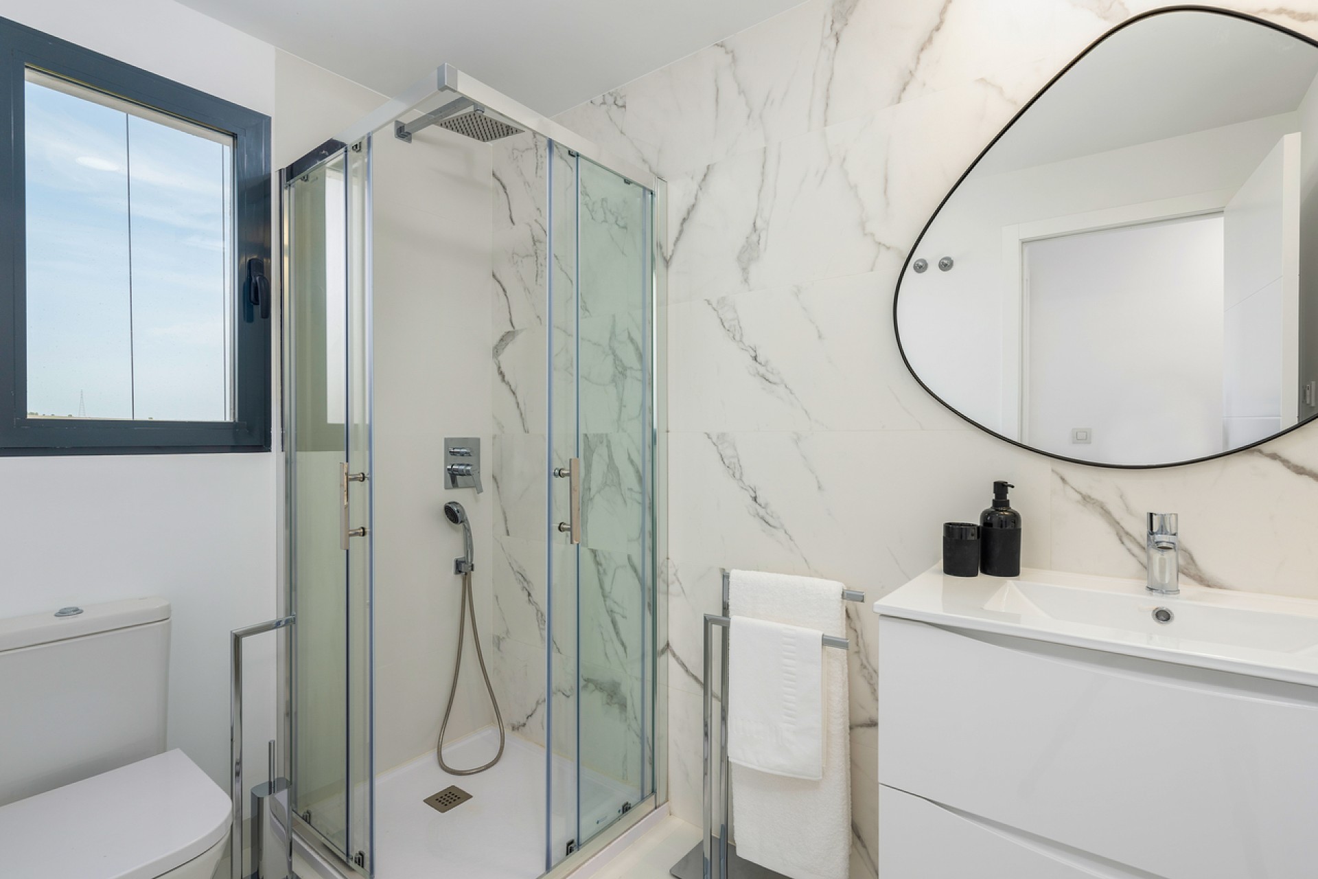 Reventa - Apartment -
San Miguel de Salinas - Inland