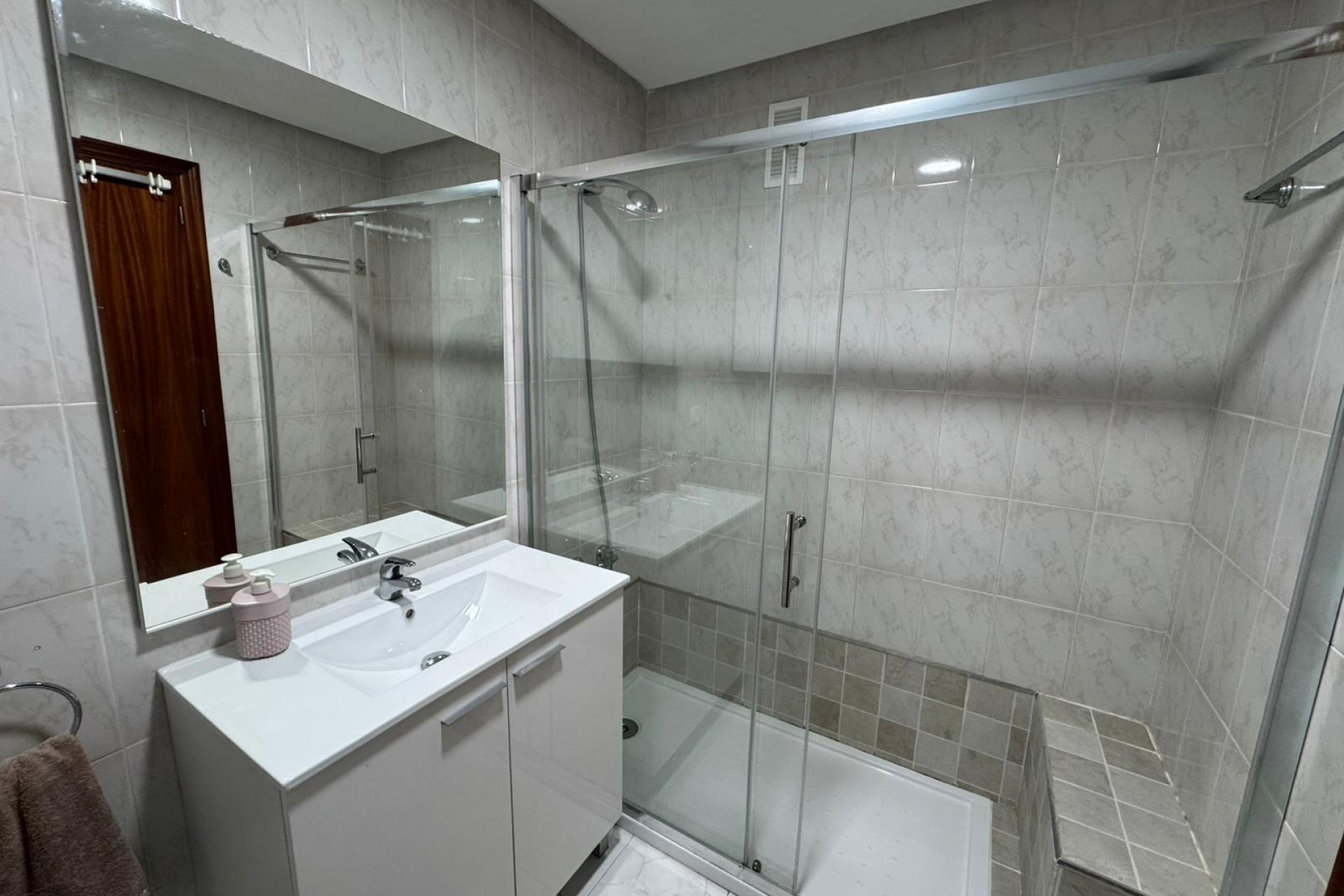 Reventa - Apartment -
San Miguel de Salinas - Inland