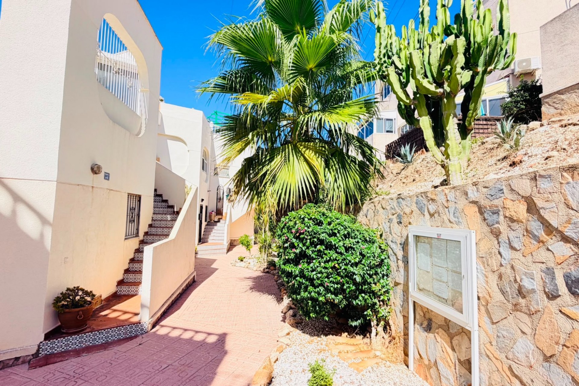 Reventa - Apartment -
San Miguel de Salinas - Inland