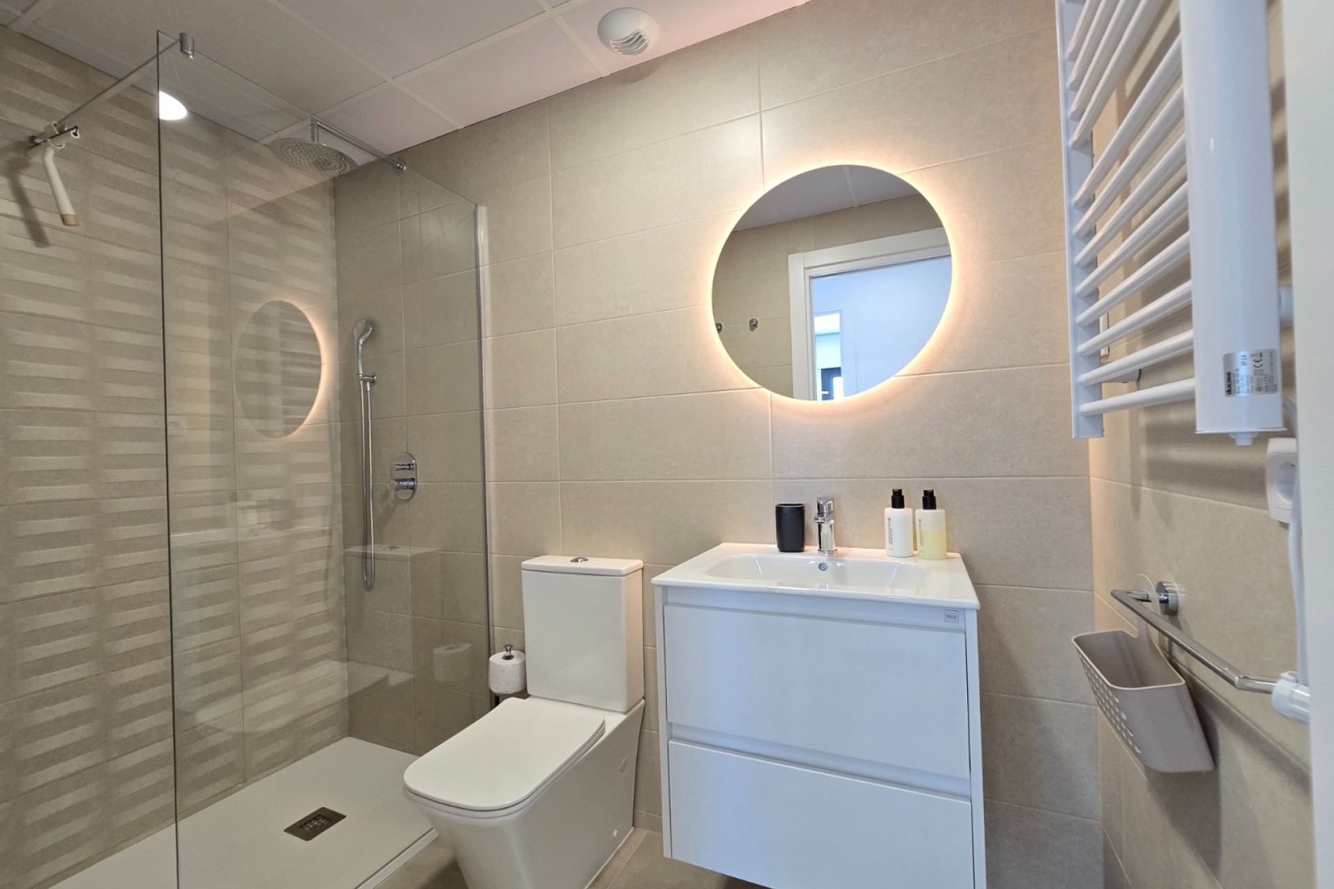 Reventa - Apartment -
Santa Rosalia - Inland