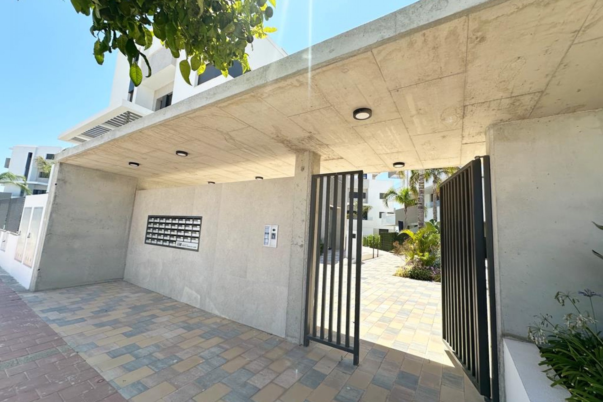 Reventa - Apartment -
Santa Rosalia Resort - Inland