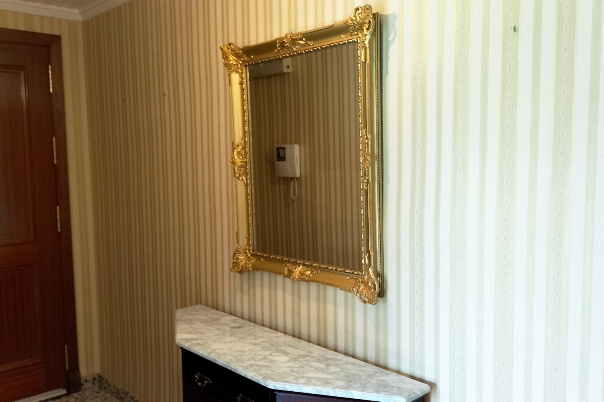 Reventa - Apartment -
Sax - Inland