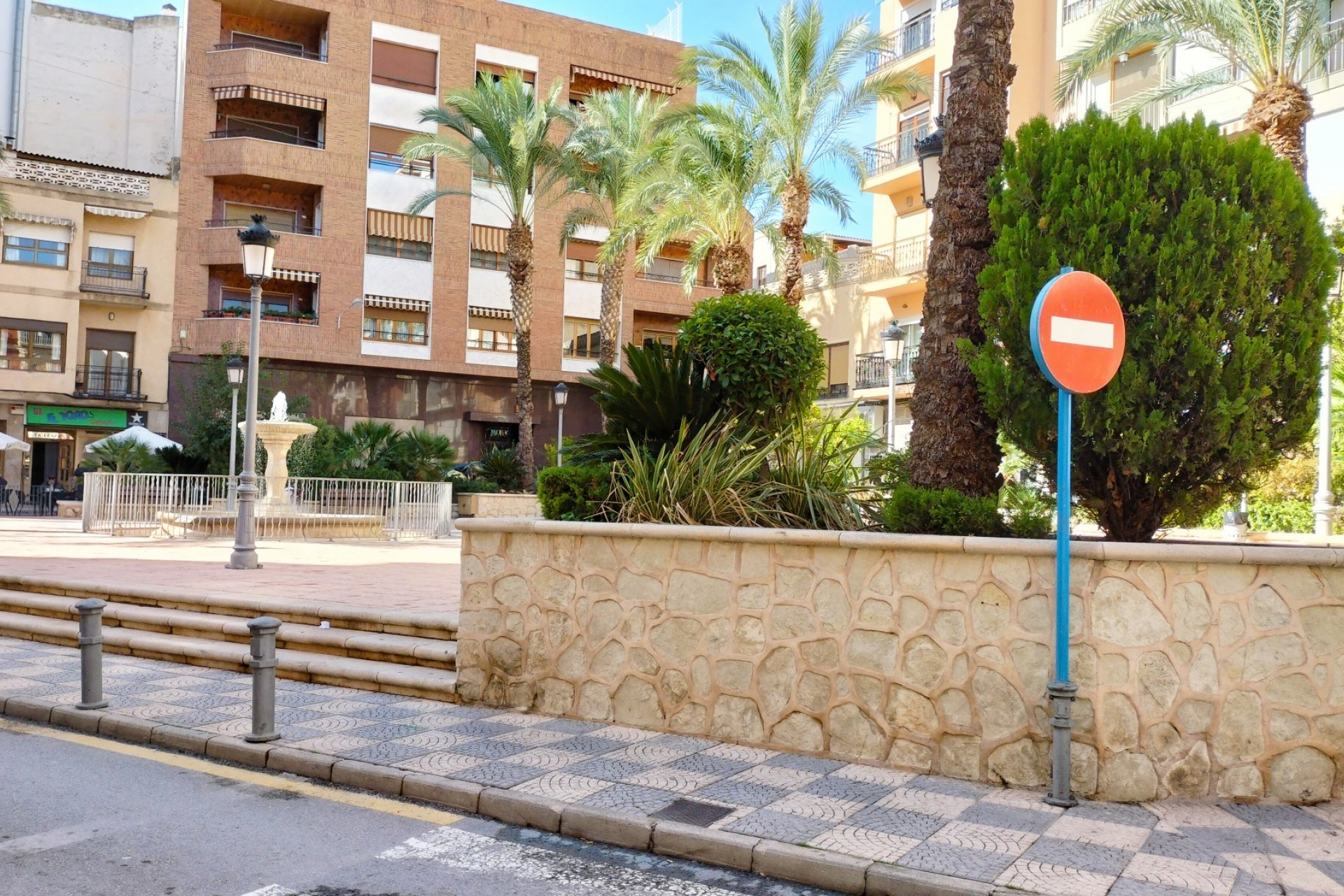 Reventa - Apartment -
Sax - Inland
