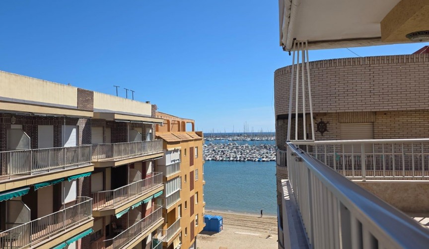 Reventa - Apartment -
Torrevieja - Acequion