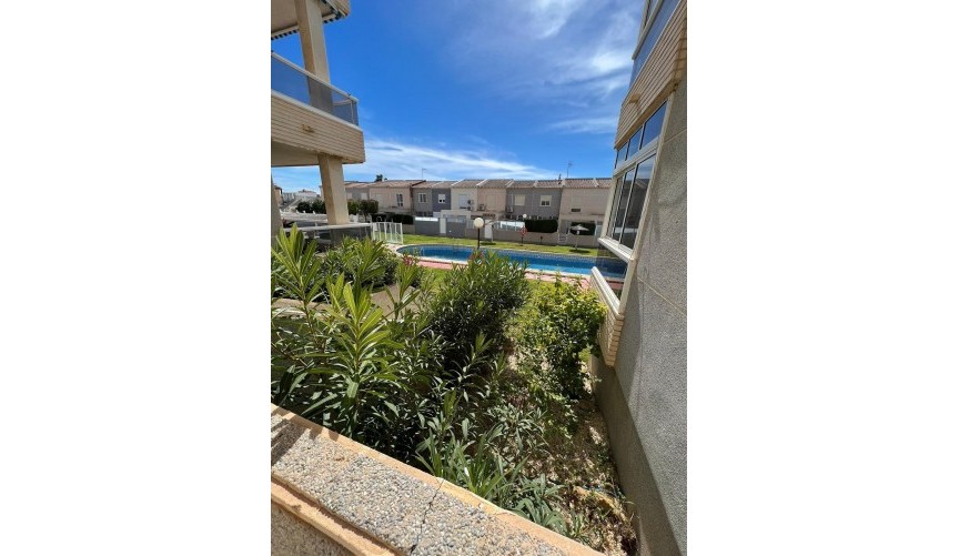 Reventa - Apartment -
Torrevieja - aguas nuevas