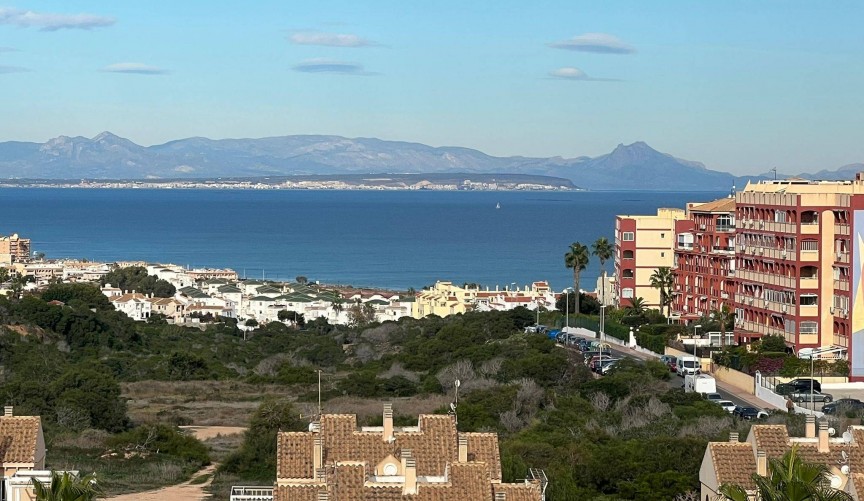 Reventa - Apartment -
Torrevieja - aguas nuevas