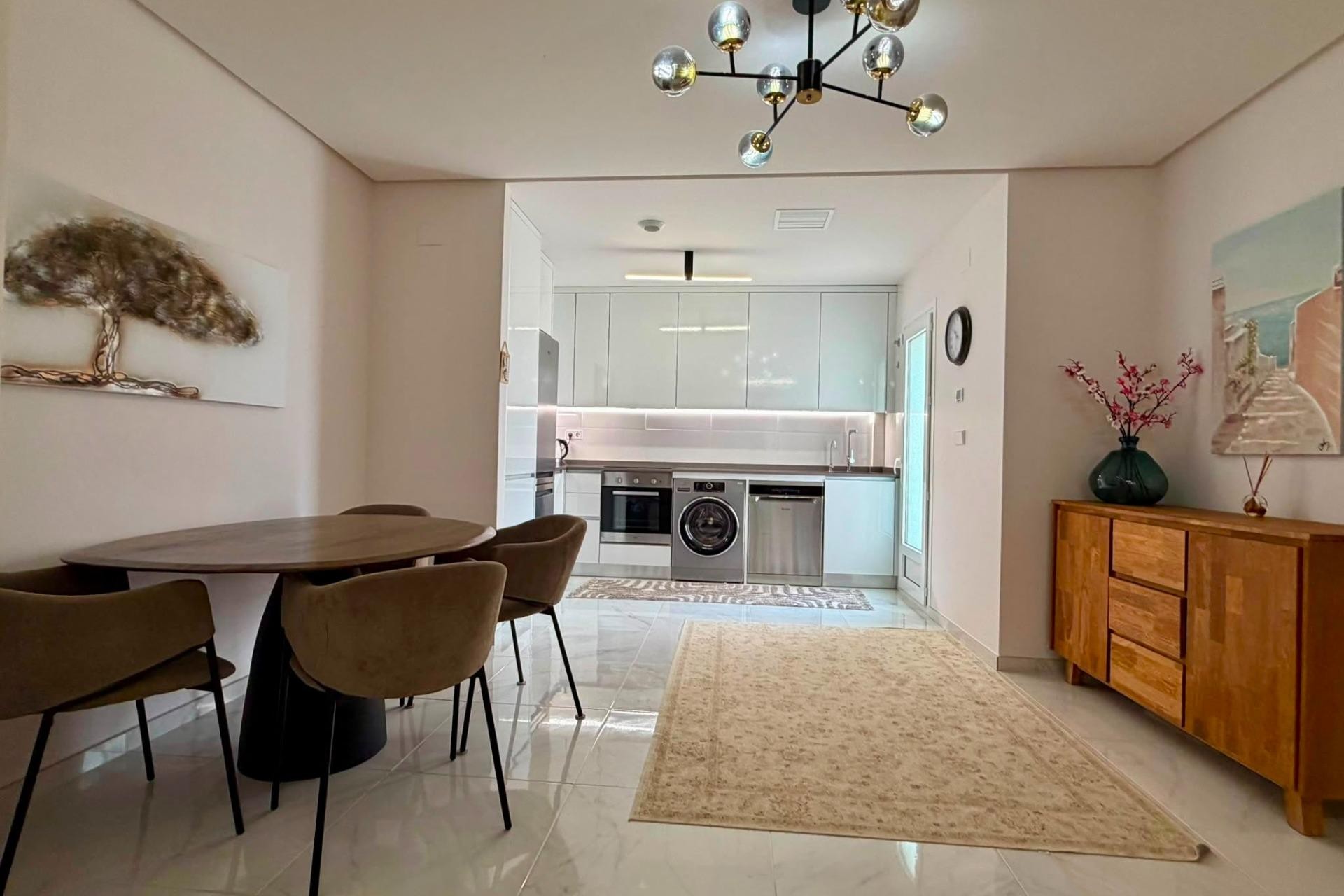 Reventa - Apartment -
Torrevieja - aguas nuevas