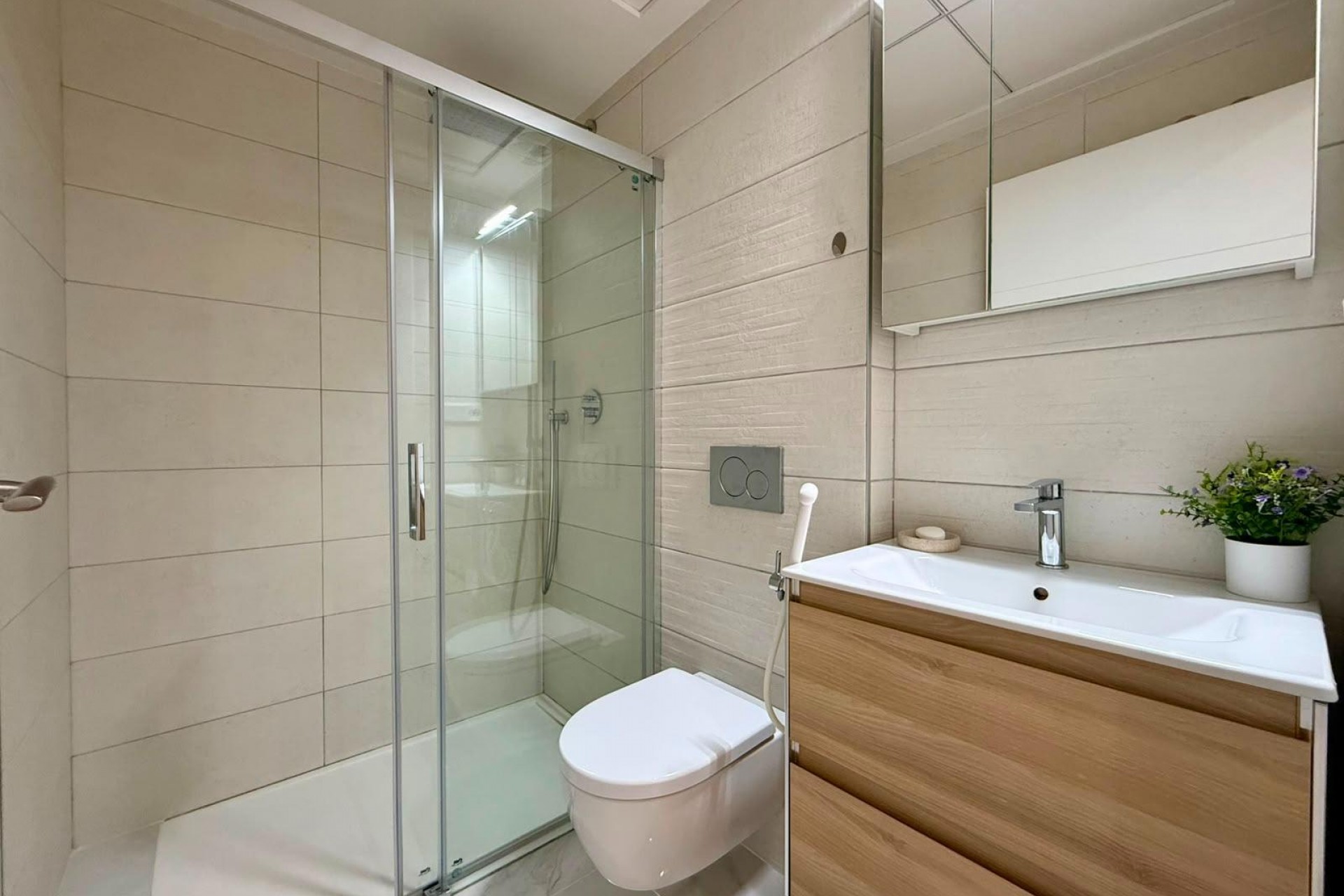 Reventa - Apartment -
Torrevieja - aguas nuevas