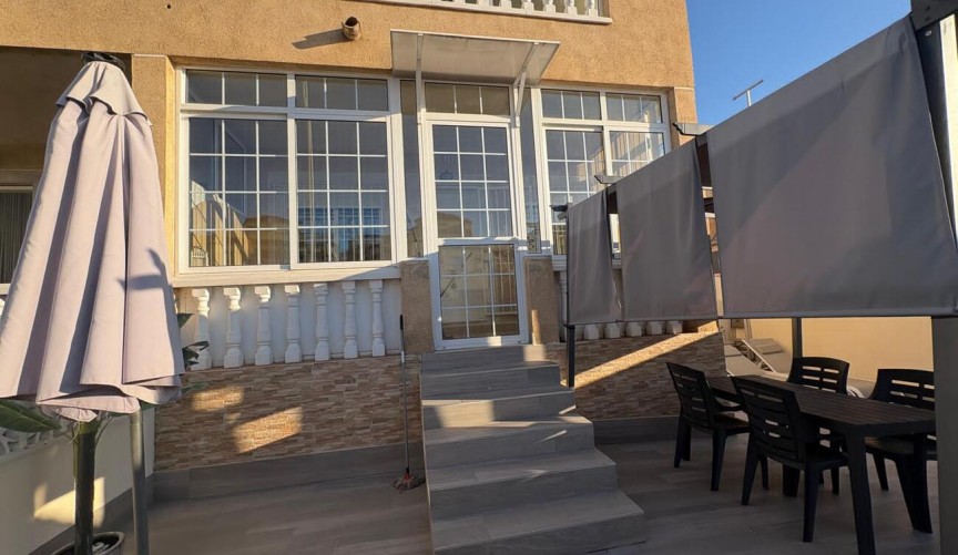 Reventa - Apartment -
Torrevieja - aqua nuevas