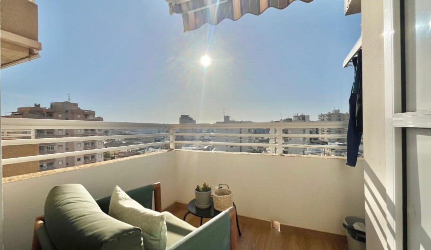 Reventa - Apartment -
Torrevieja - Calas Blanca