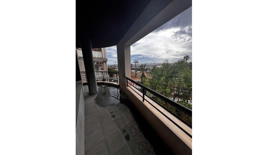 Reventa - Apartment -
Torrevieja - Centro - Muelle Pesquero