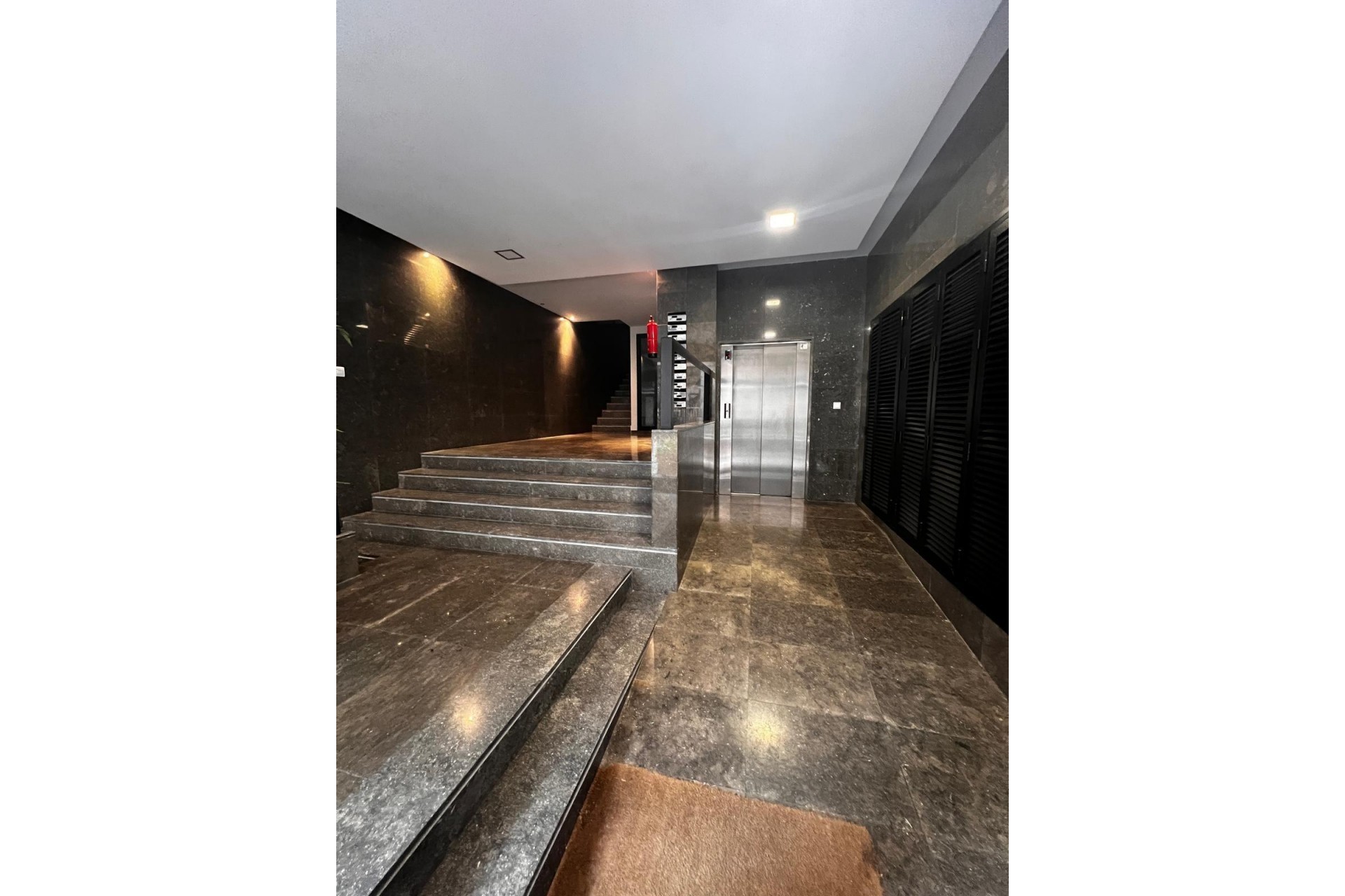 Reventa - Apartment -
Torrevieja - Centro - Muelle Pesquero