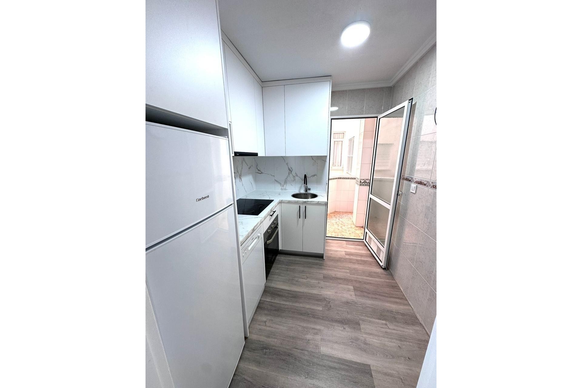 Reventa - Apartment -
Torrevieja - Centro - Muelle Pesquero