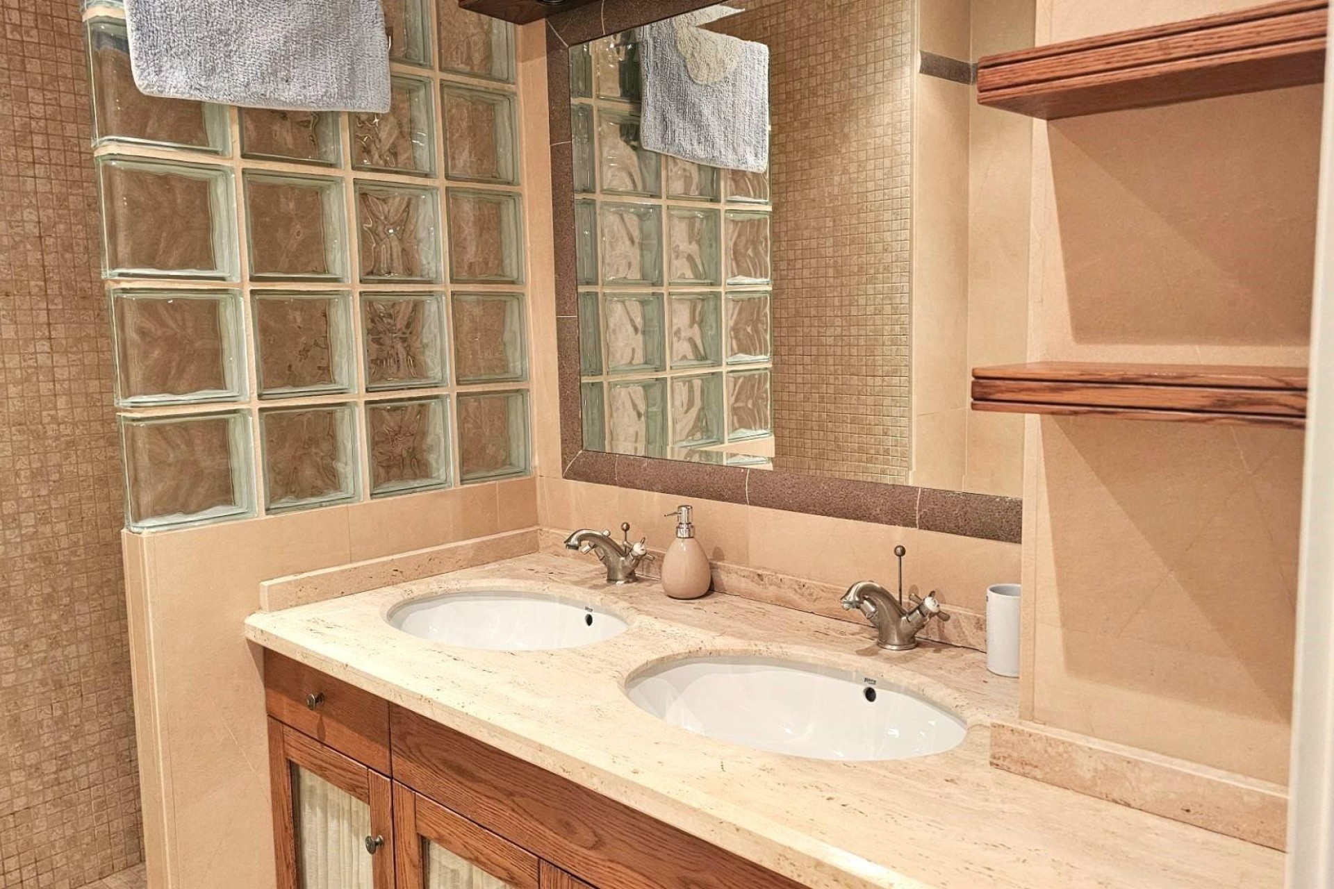 Reventa - Apartment -
Torrevieja - Centro