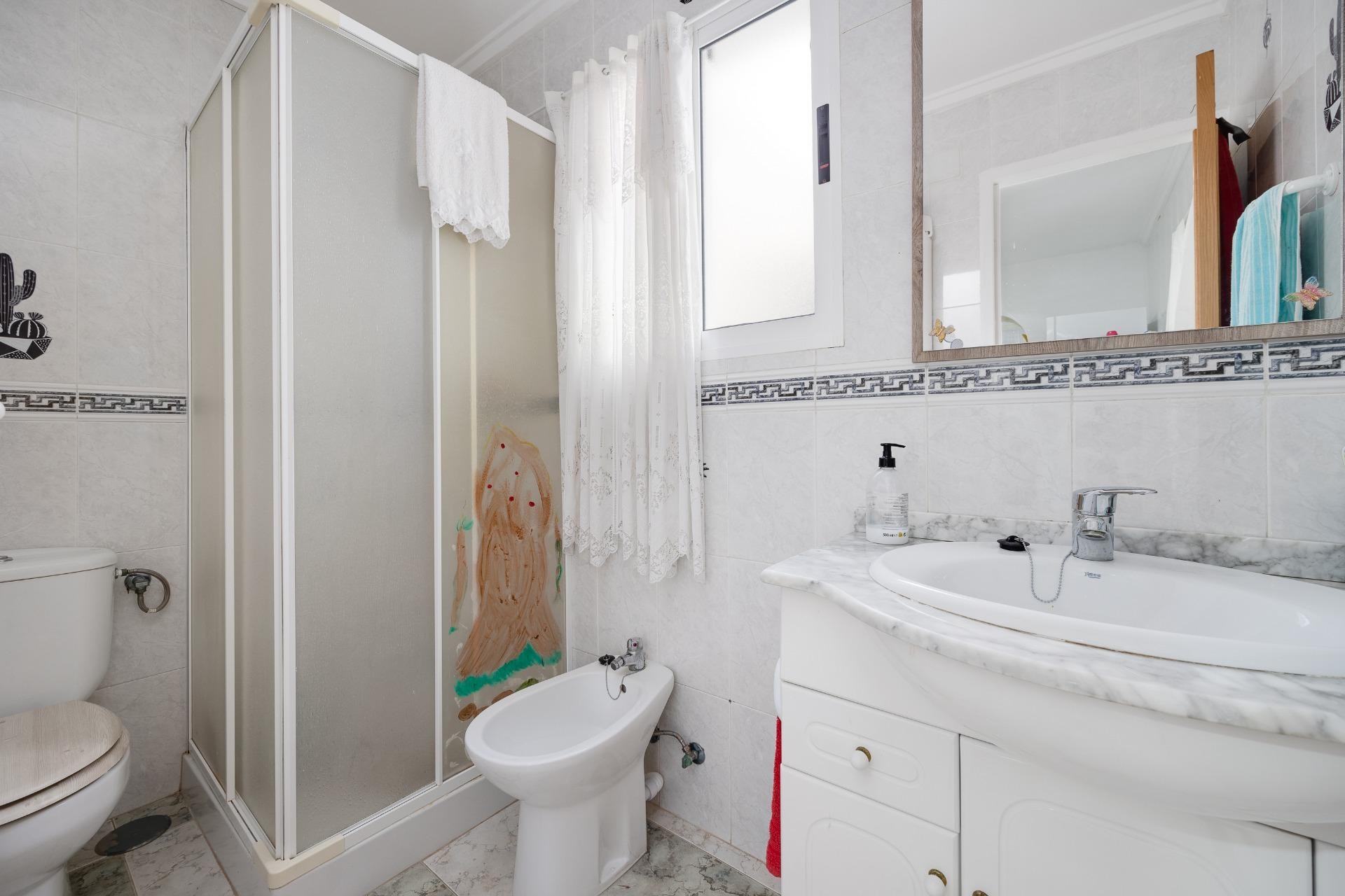 Reventa - Apartment -
Torrevieja - Centro