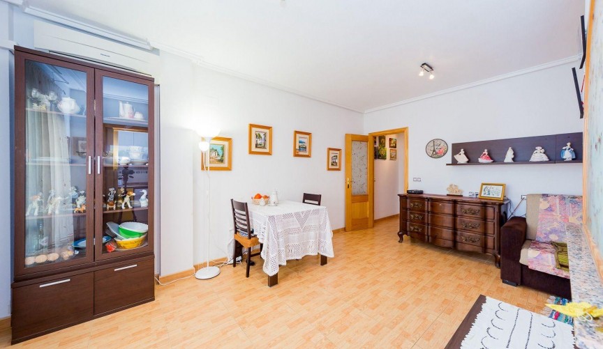 Reventa - Apartment -
Torrevieja - Centro