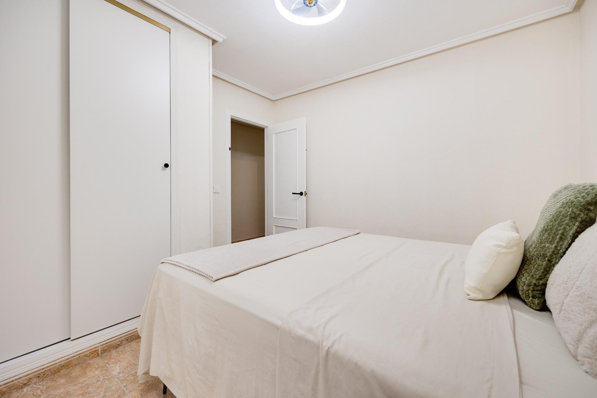 Reventa - Apartment -
Torrevieja - Centro