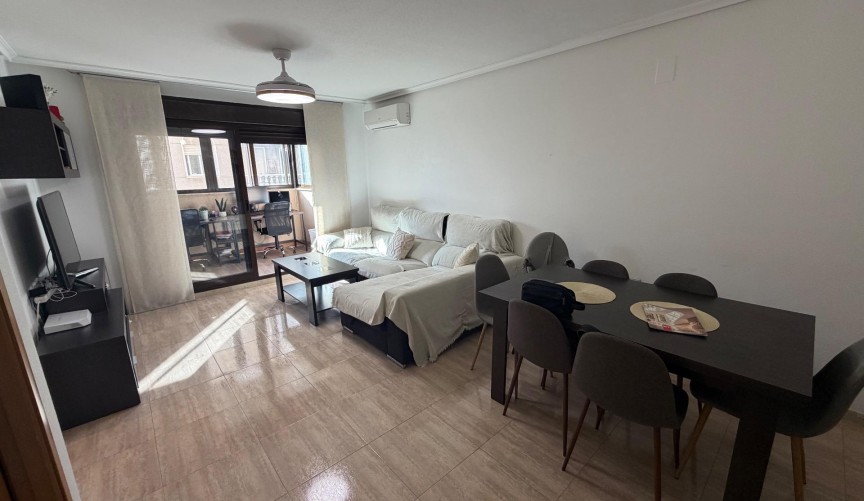 Reventa - Apartment -
Torrevieja - Centro