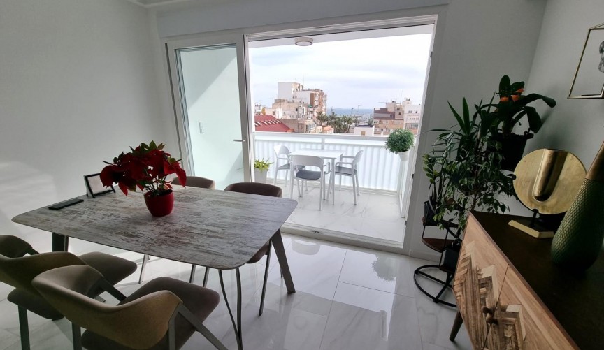 Reventa - Apartment -
Torrevieja - Centro