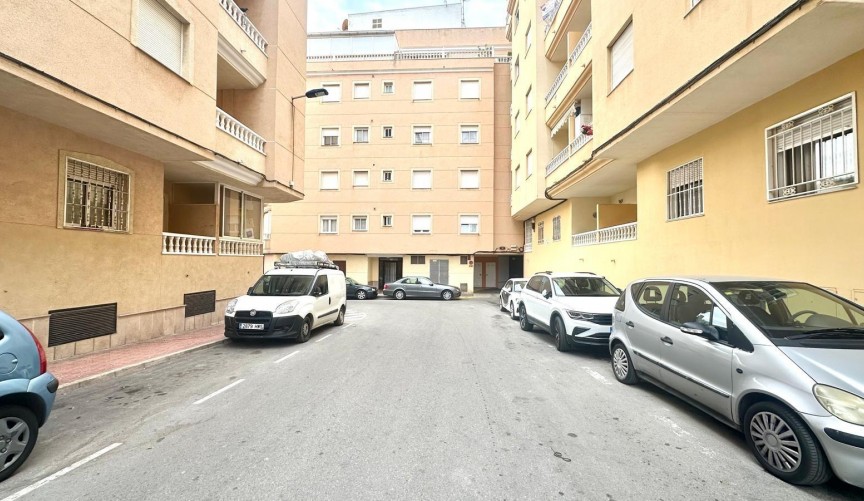 Reventa - Apartment -
Torrevieja - Centro