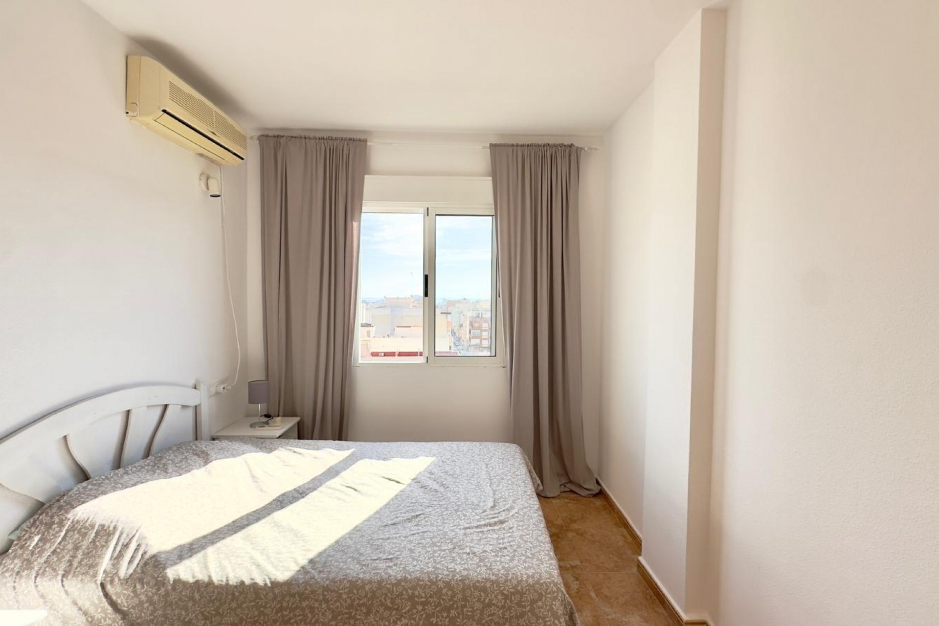 Reventa - Apartment -
Torrevieja - Centro