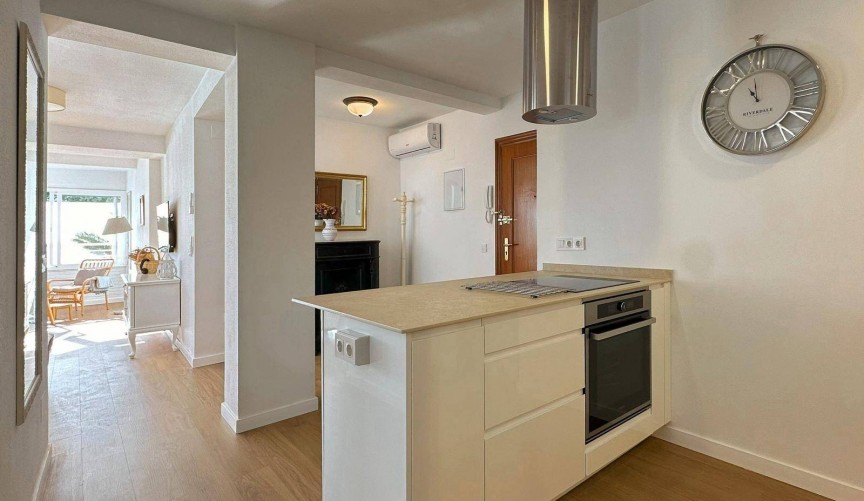 Reventa - Apartment -
Torrevieja - Centro