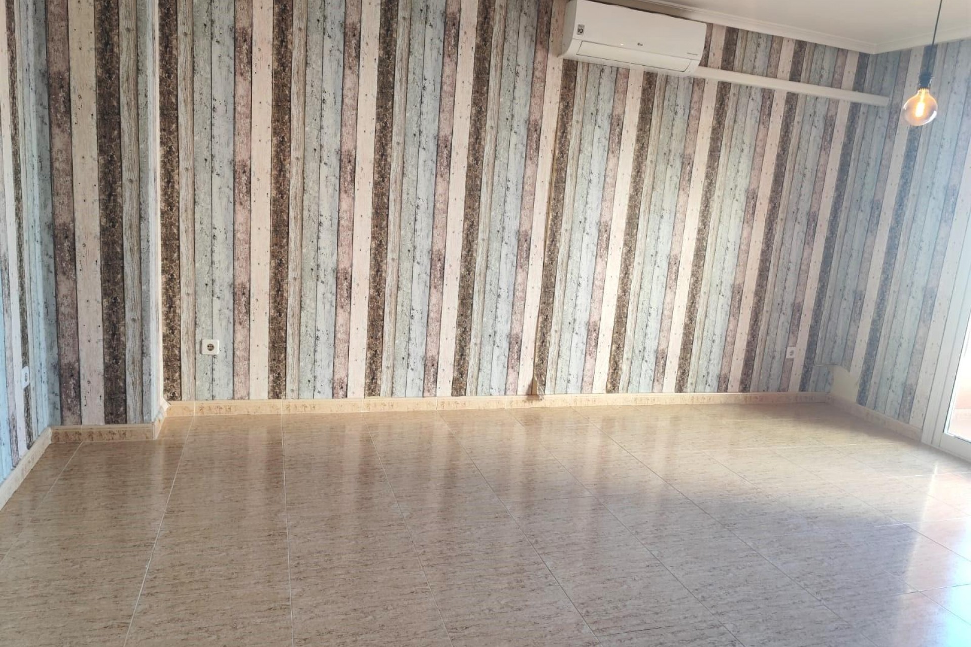 Reventa - Apartment -
Torrevieja - Centro