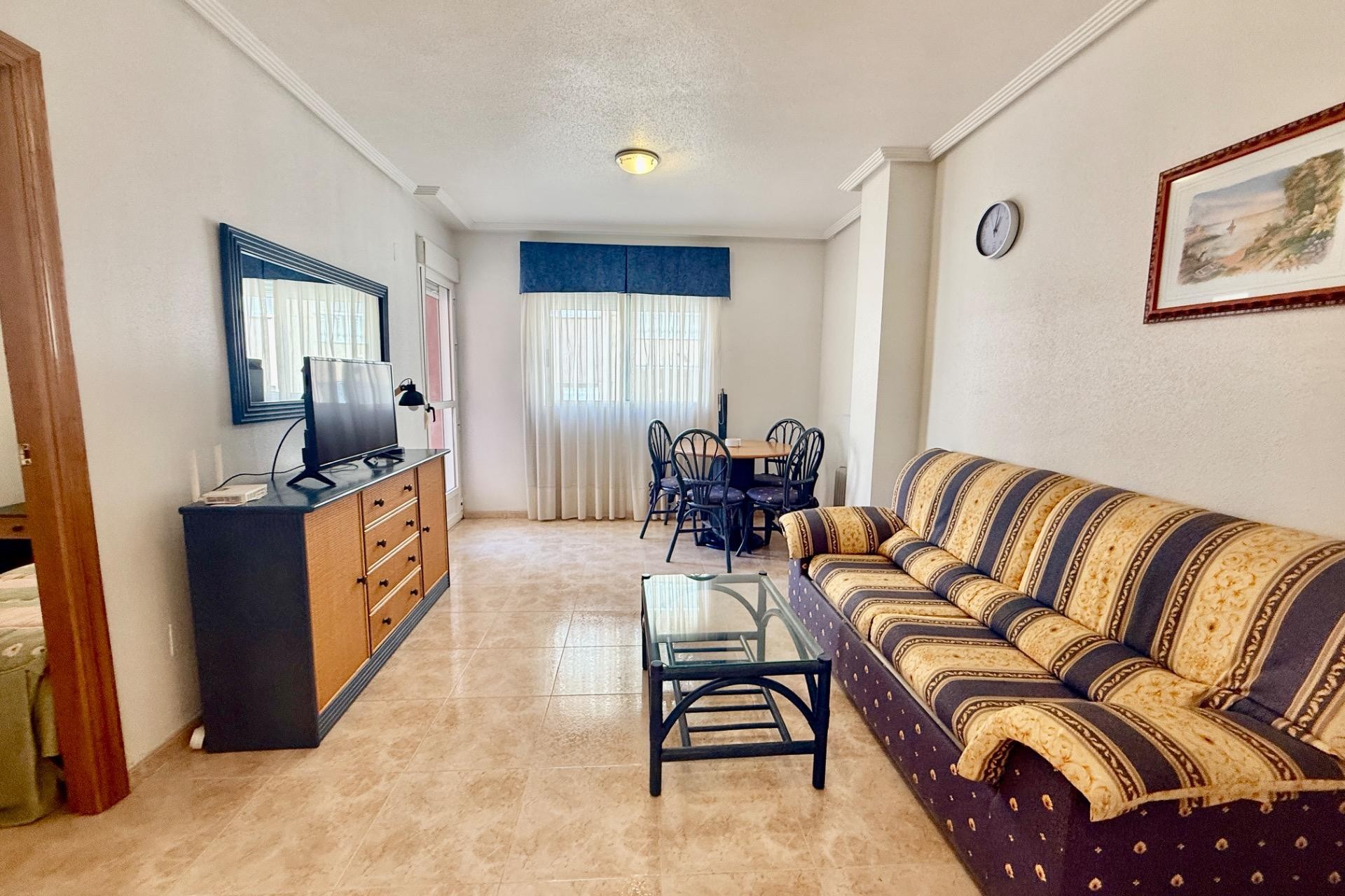 Reventa - Apartment -
Torrevieja - Centro