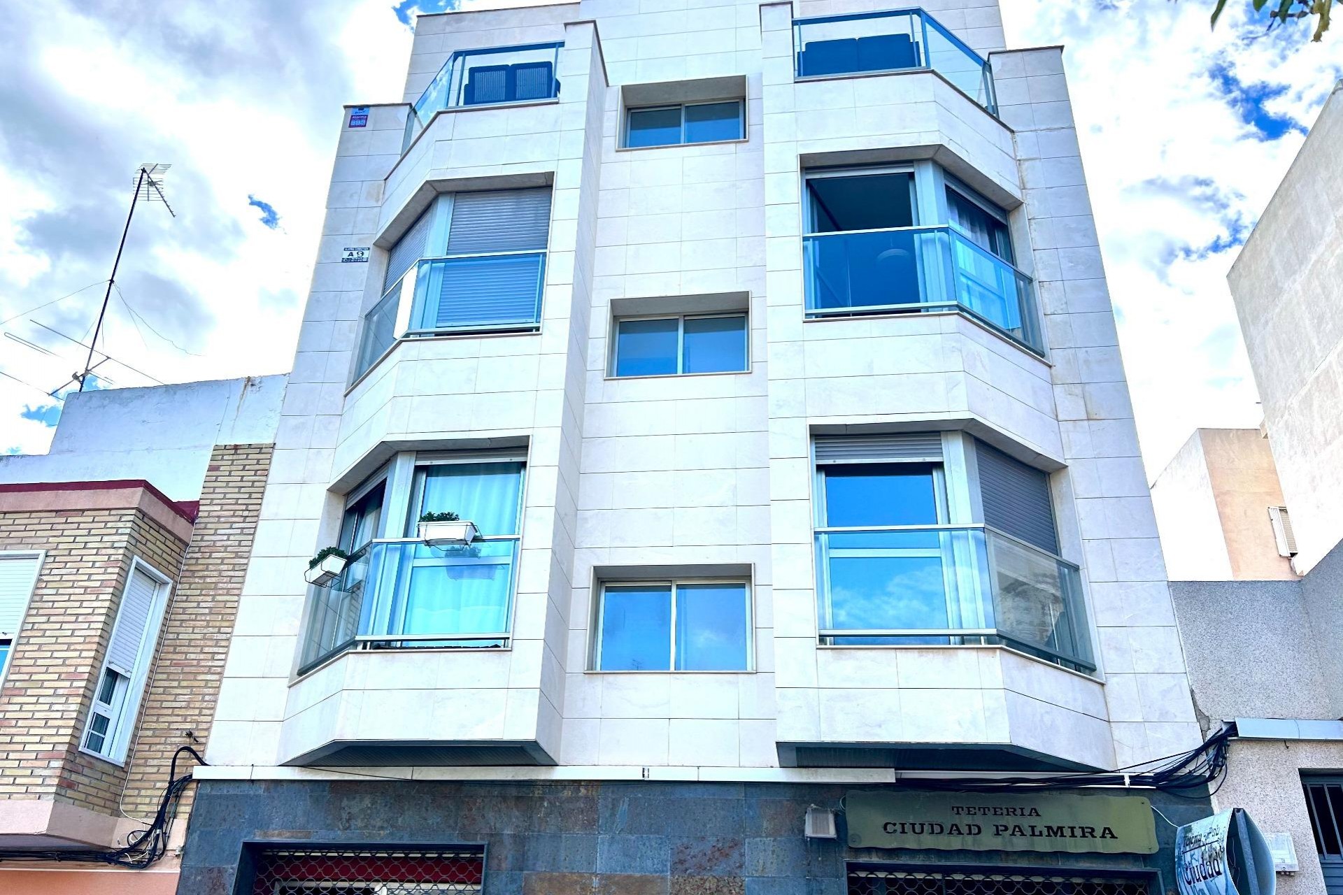 Reventa - Apartment -
Torrevieja - Centro