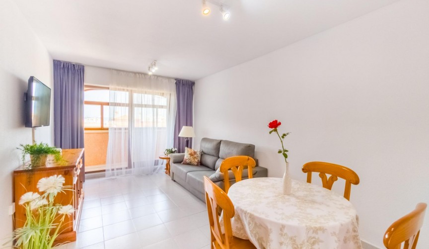 Reventa - Apartment -
Torrevieja - Centro