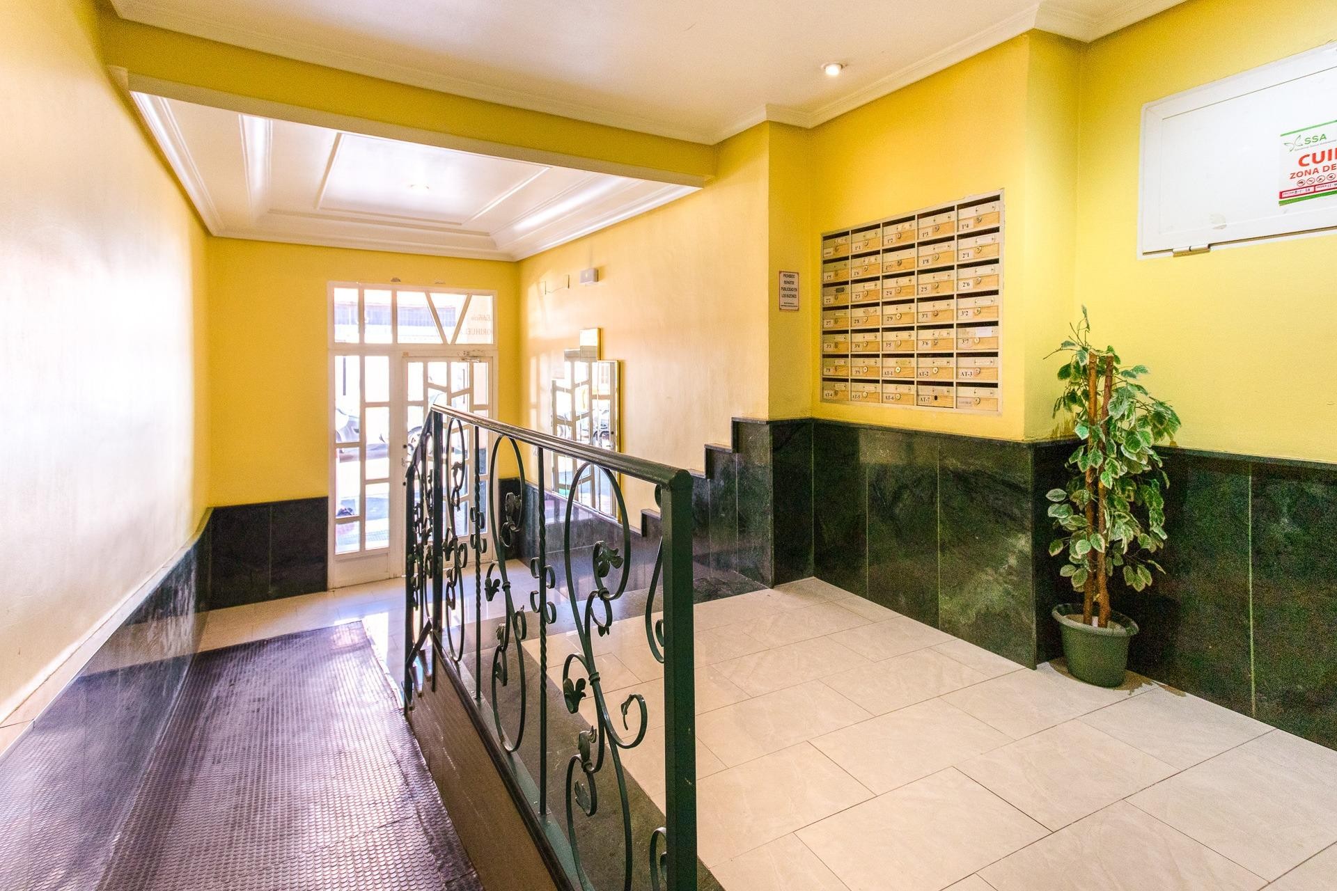 Reventa - Apartment -
Torrevieja - Centro
