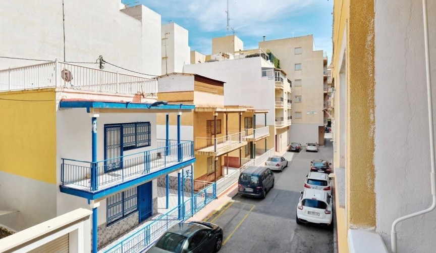 Reventa - Apartment -
Torrevieja - Centro