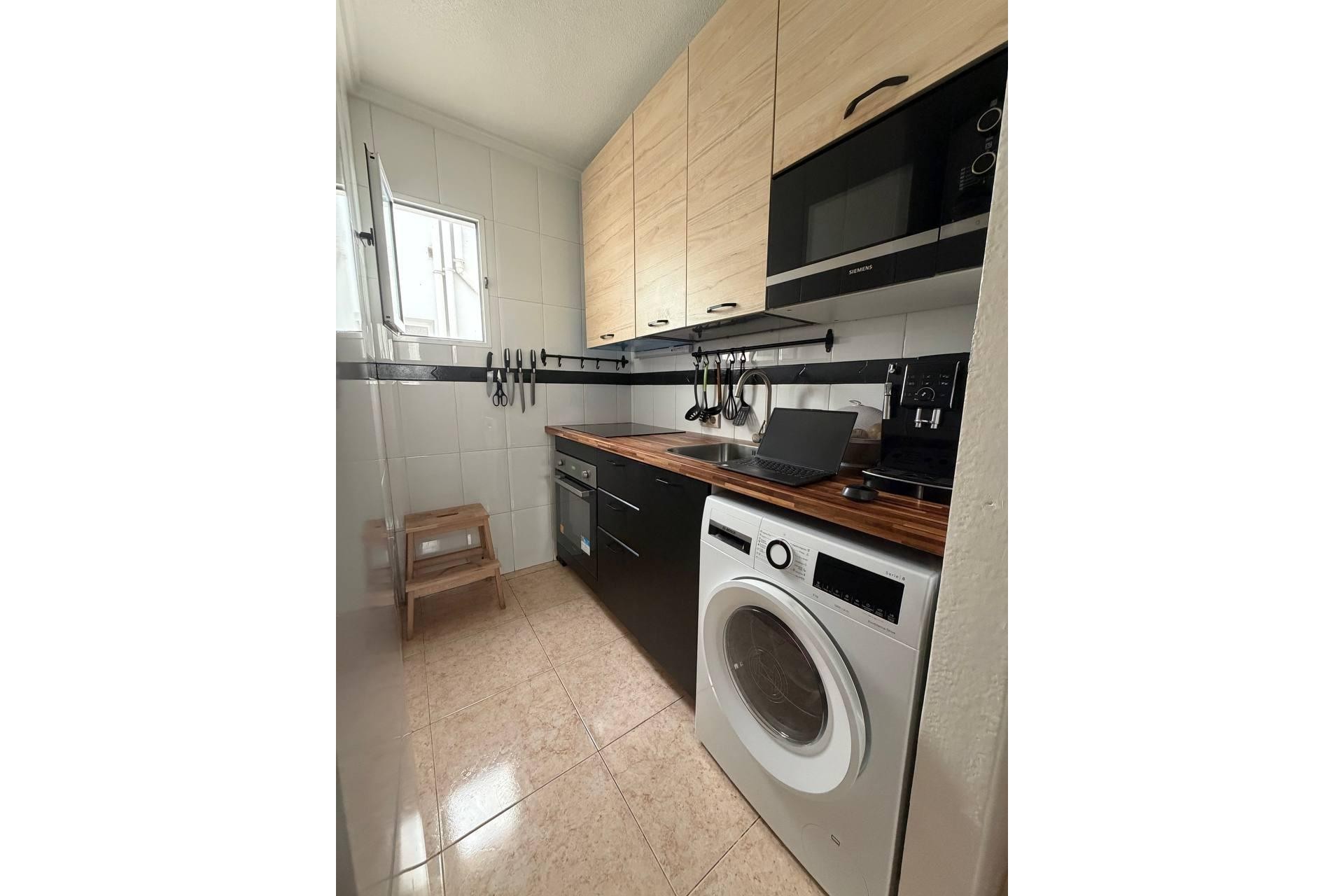 Reventa - Apartment -
Torrevieja - Centro