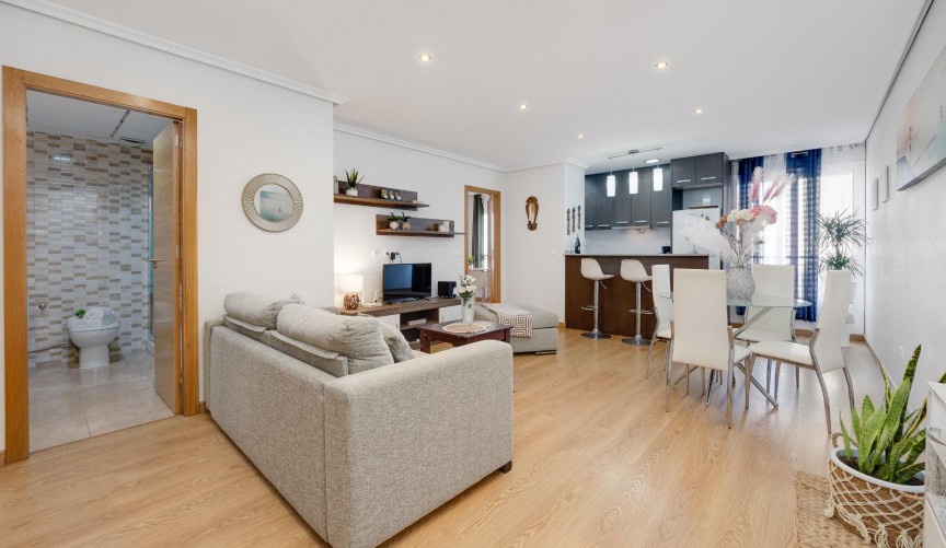 Reventa - Apartment -
Torrevieja - Centro