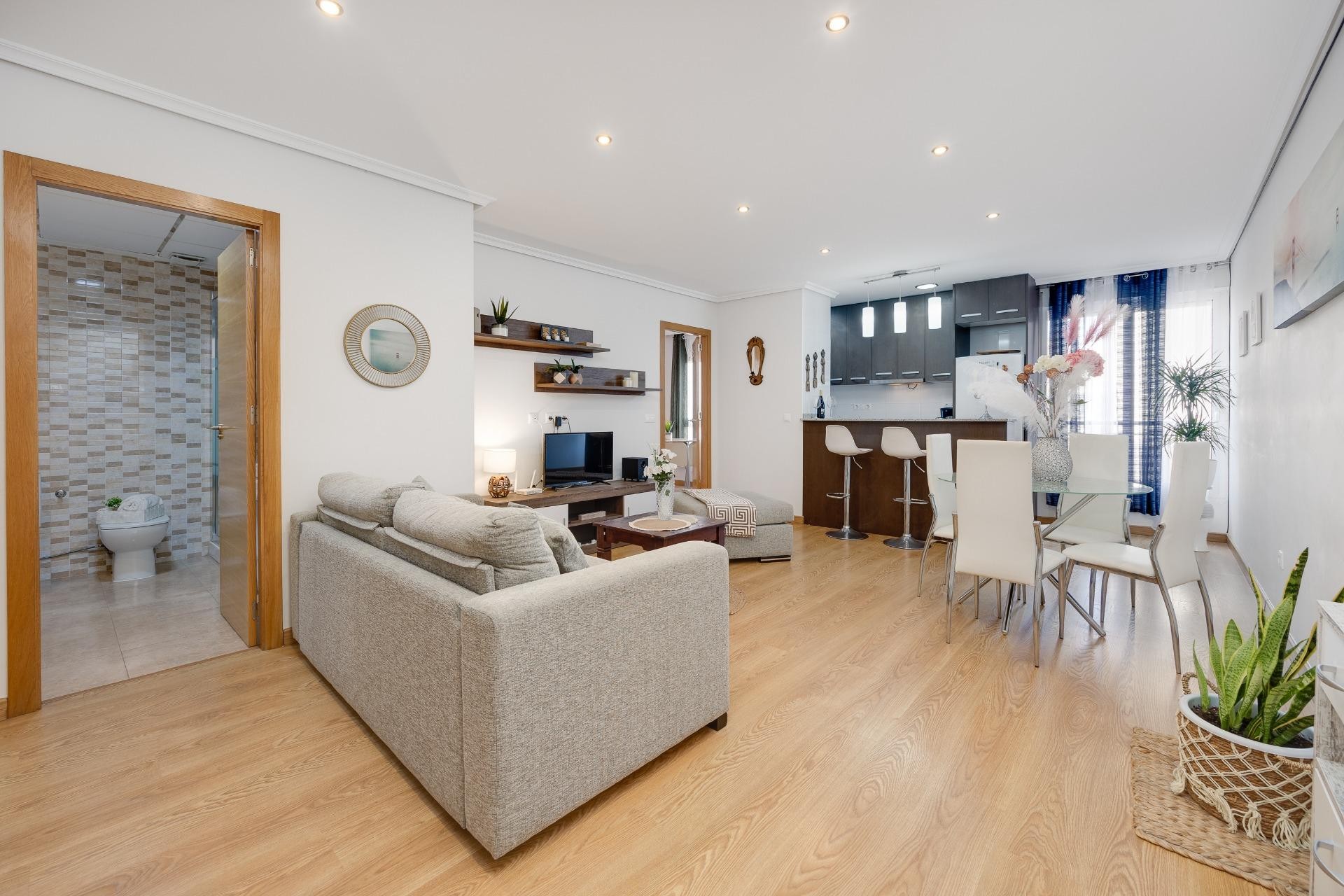 Reventa - Apartment -
Torrevieja - Centro