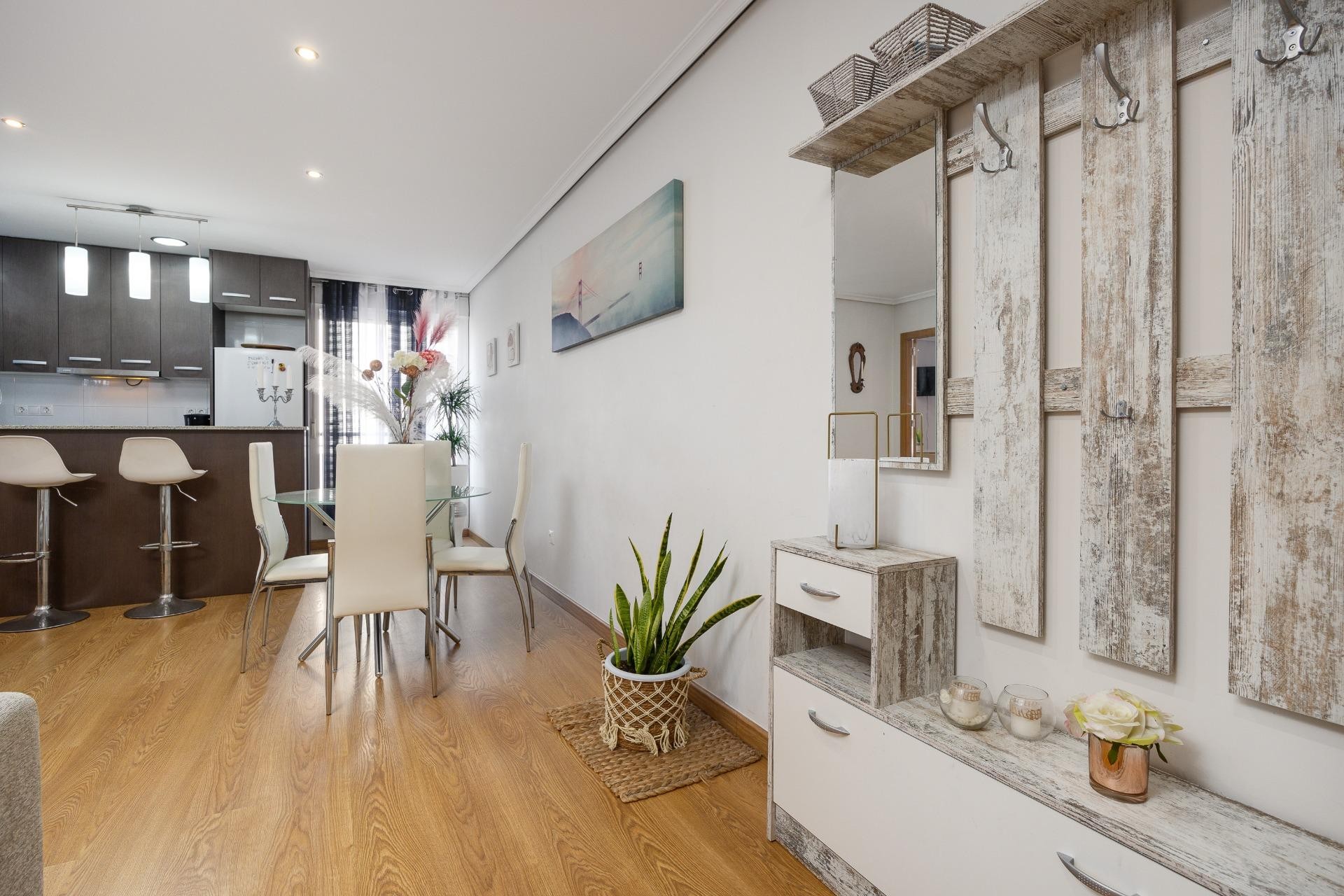 Reventa - Apartment -
Torrevieja - Centro