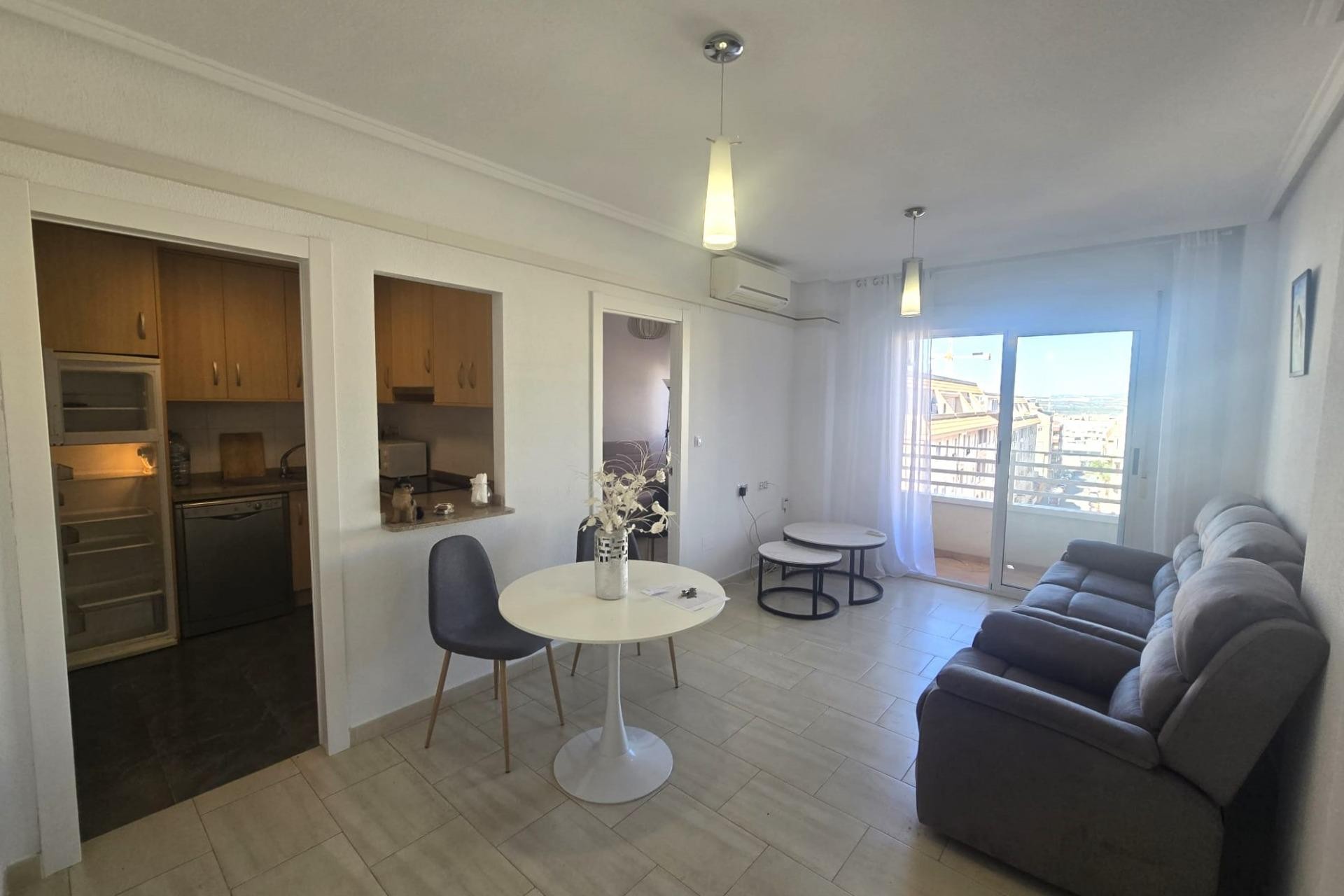 Reventa - Apartment -
Torrevieja - Centro