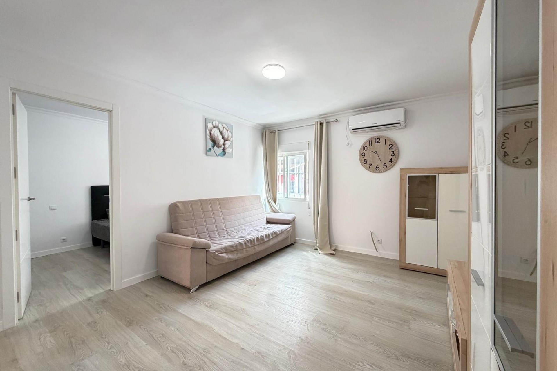 Reventa - Apartment -
Torrevieja - Centro