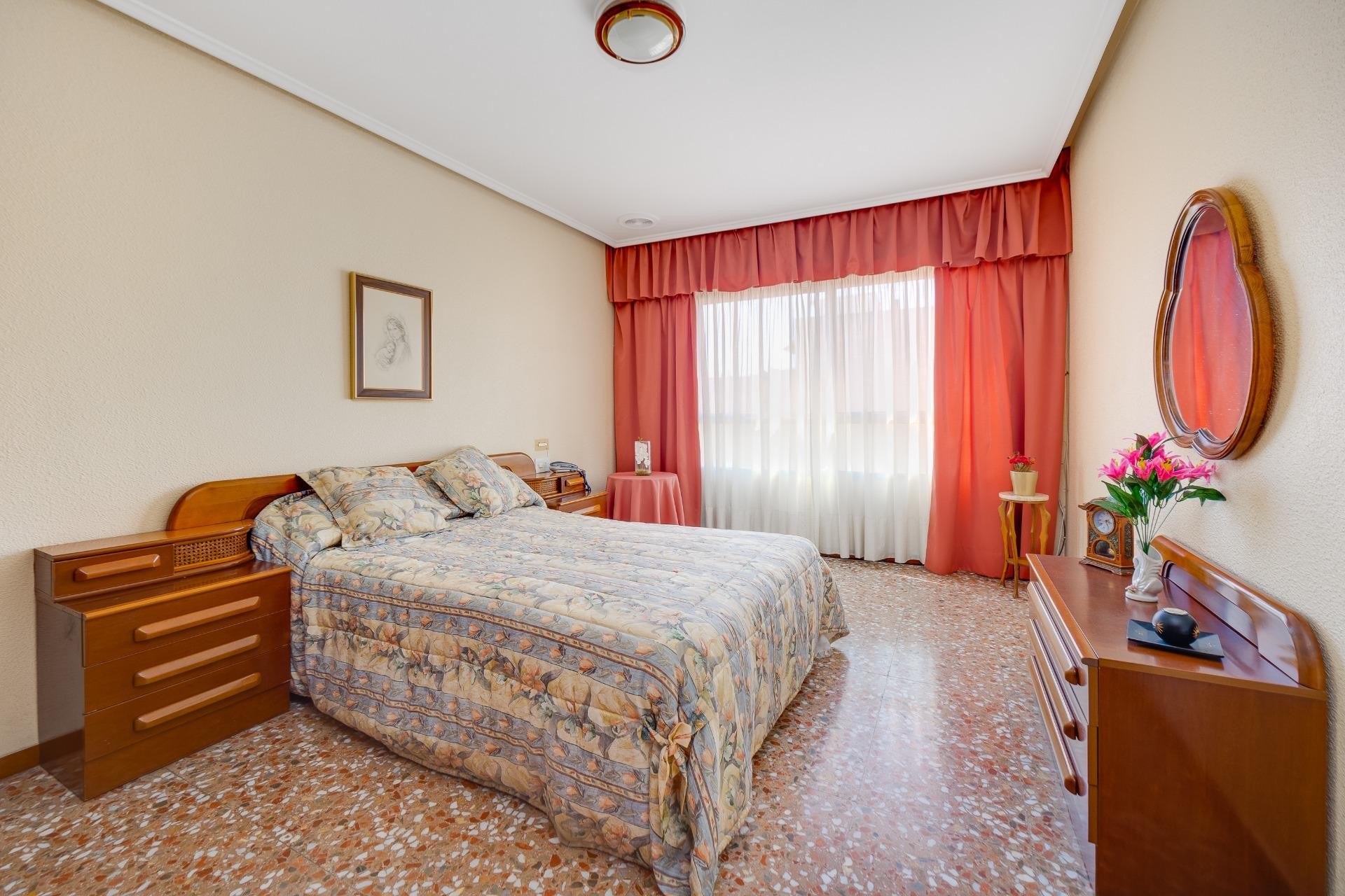 Reventa - Apartment -
Torrevieja - Centro