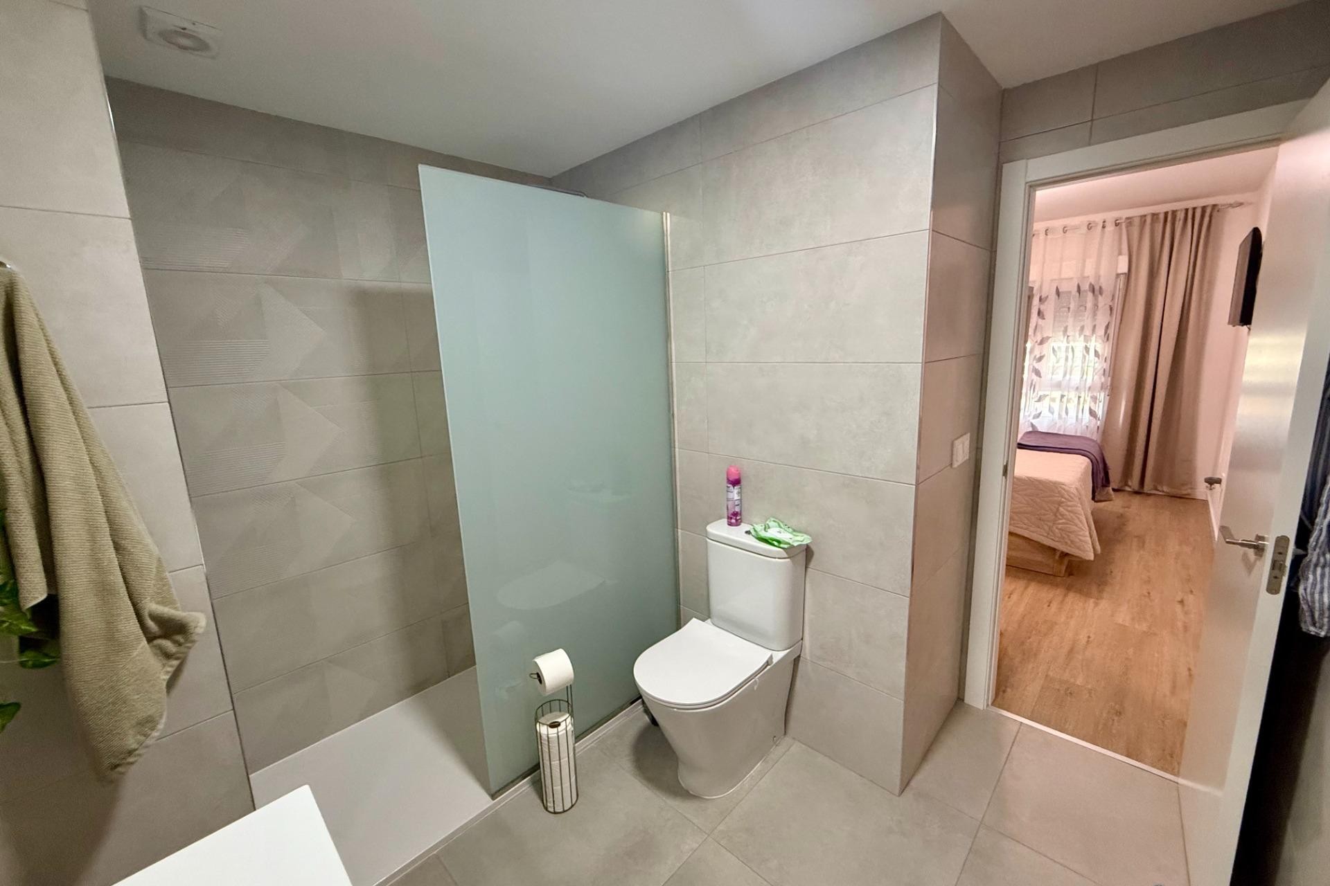 Reventa - Apartment -
Torrevieja - Centro
