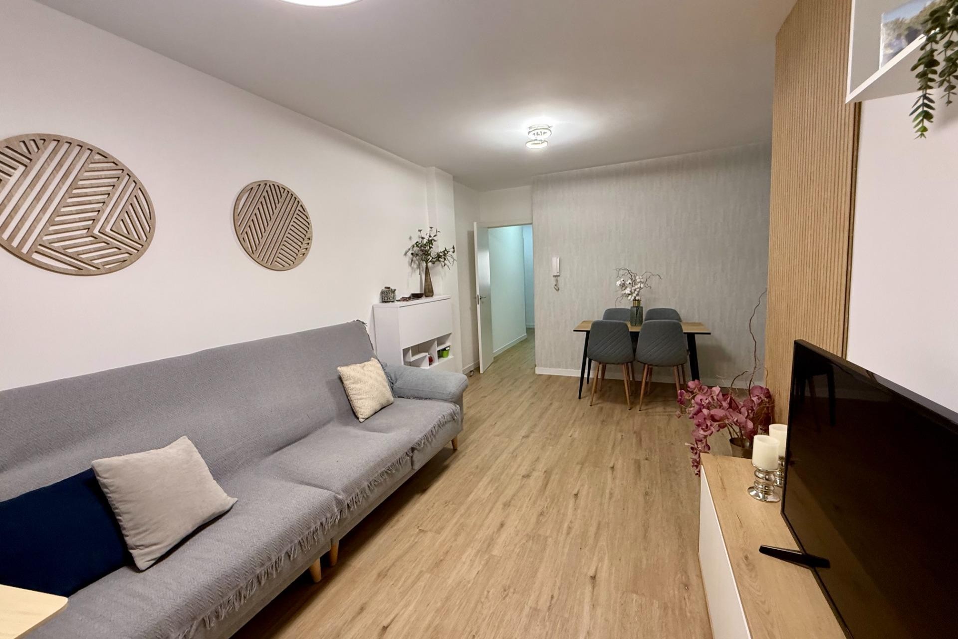 Reventa - Apartment -
Torrevieja - Centro