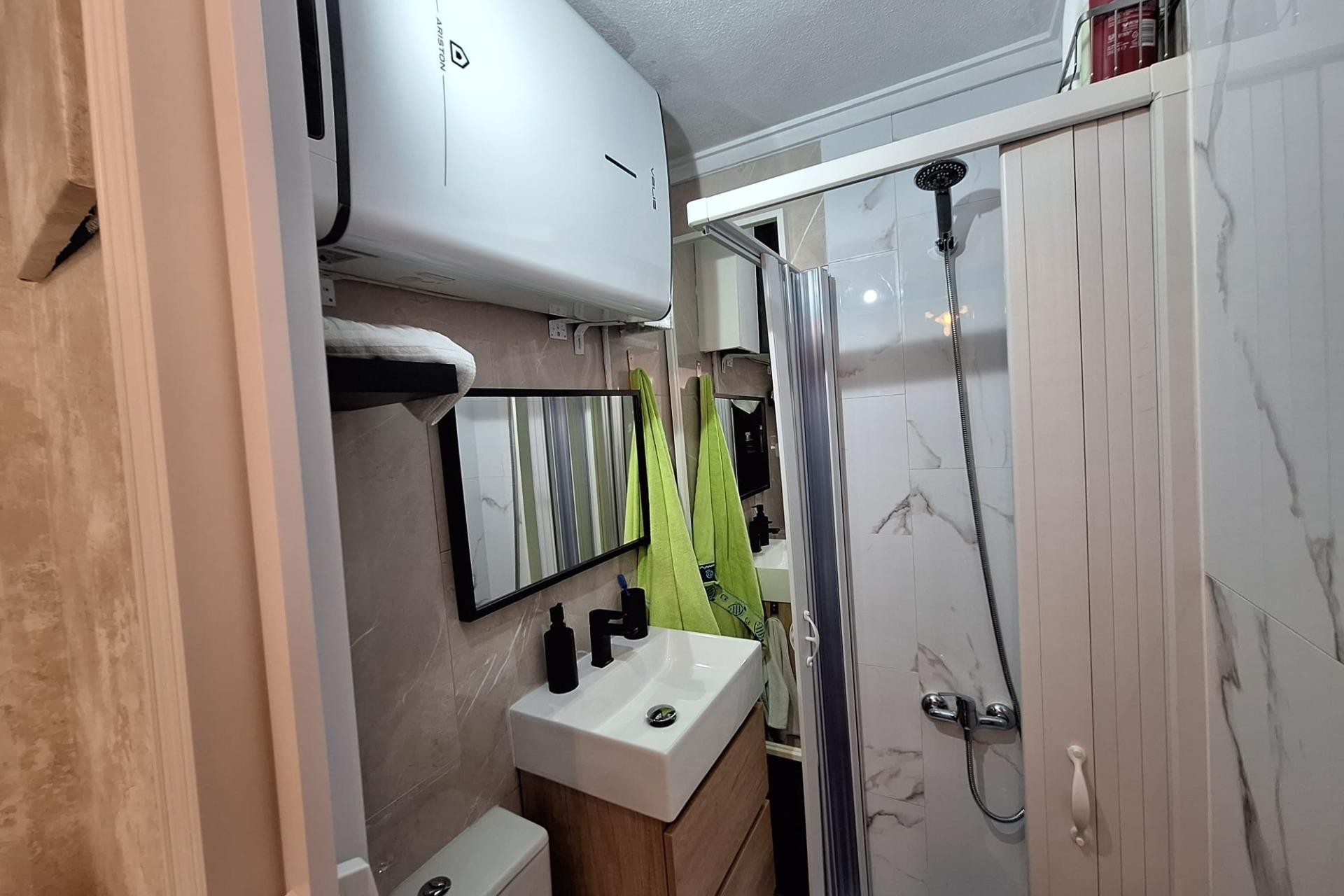 Reventa - Apartment -
Torrevieja - Centro