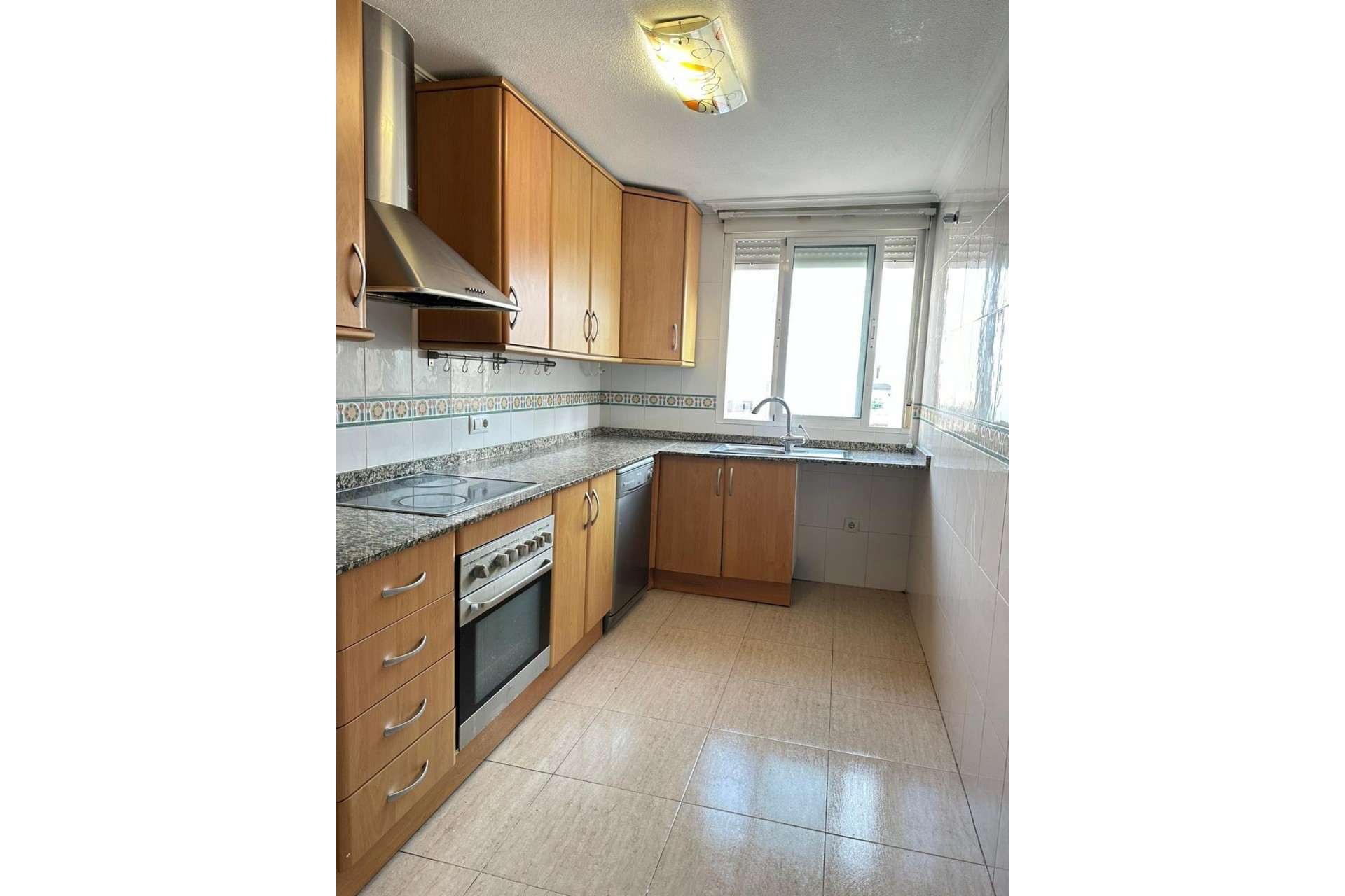 Reventa - Apartment -
Torrevieja - Centro